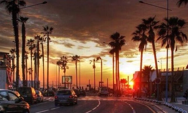 La Corniche de Ain Diab. La Corniche de Ain Diab.
